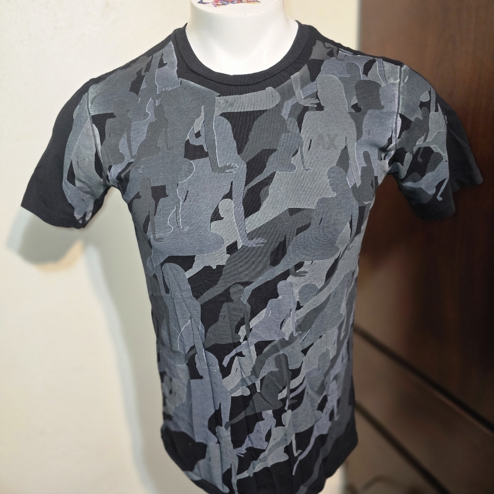 Armani Exchange Men S T- Shirt Grey Camouflage Lady Print Thin Cotton Top